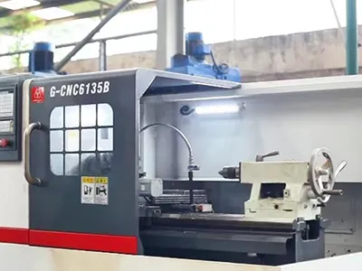 ماكينة الخراطة CNC